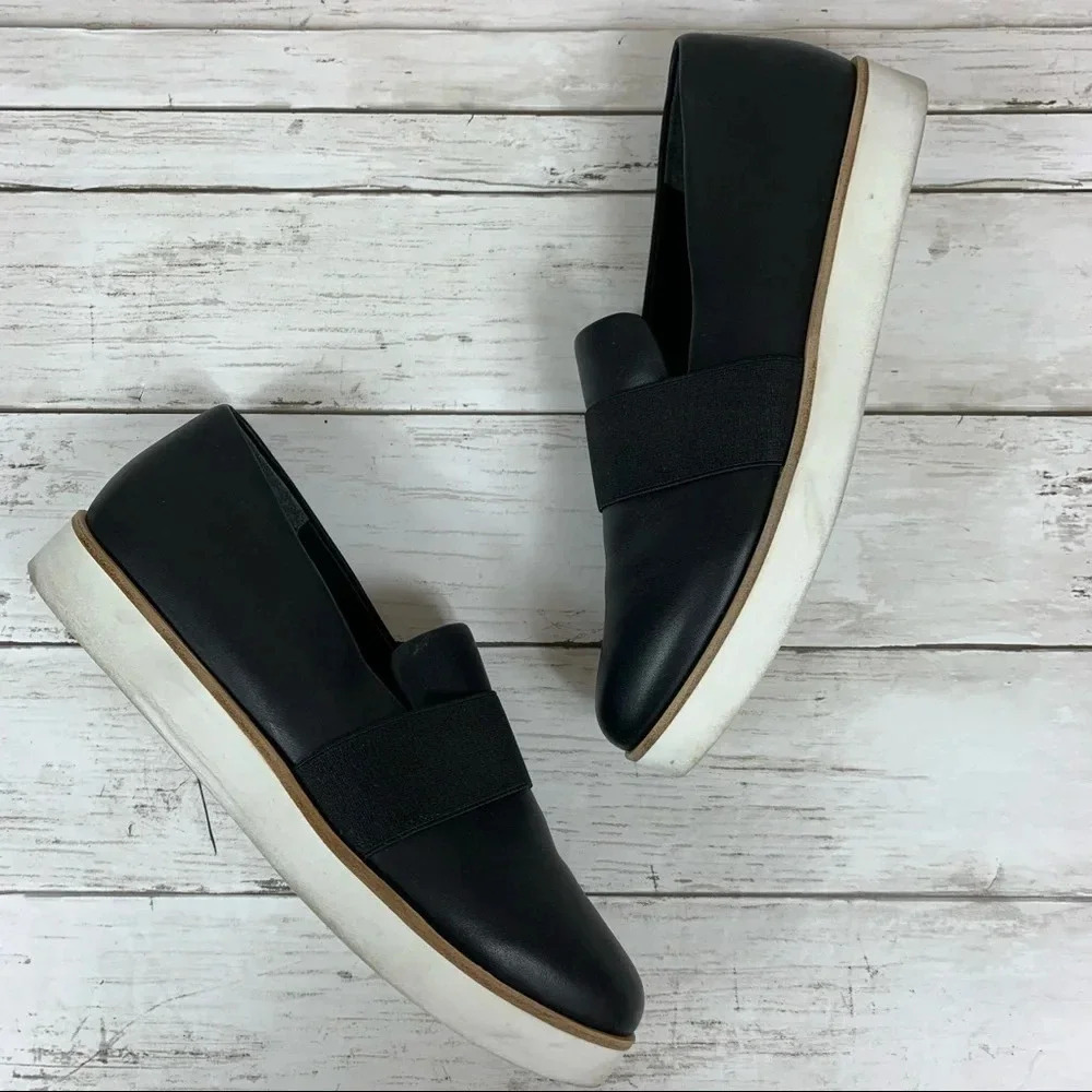 Via Spiga Tyson  Black Leather Slip-On Sneaker